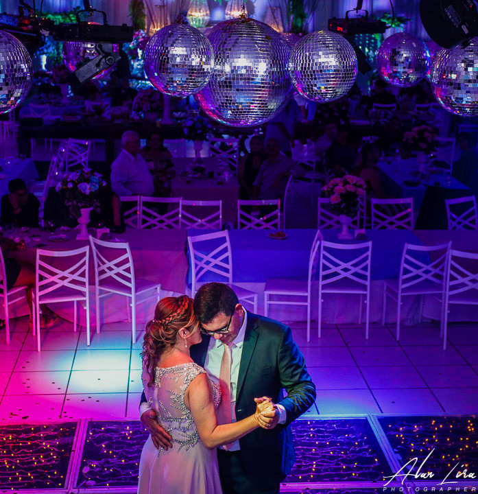 guarabira_maisondemel_15anos_fotosdecasamento_paparazimania_fotografoemguarabira_alanlirafotografo_casamentoaoarlivre_noivaemguarabira_fotosbananeirapb_casamentoembananeiras_fotosdebelémpb_debutante_book_15ano_fotosdenoivas_pb_recife