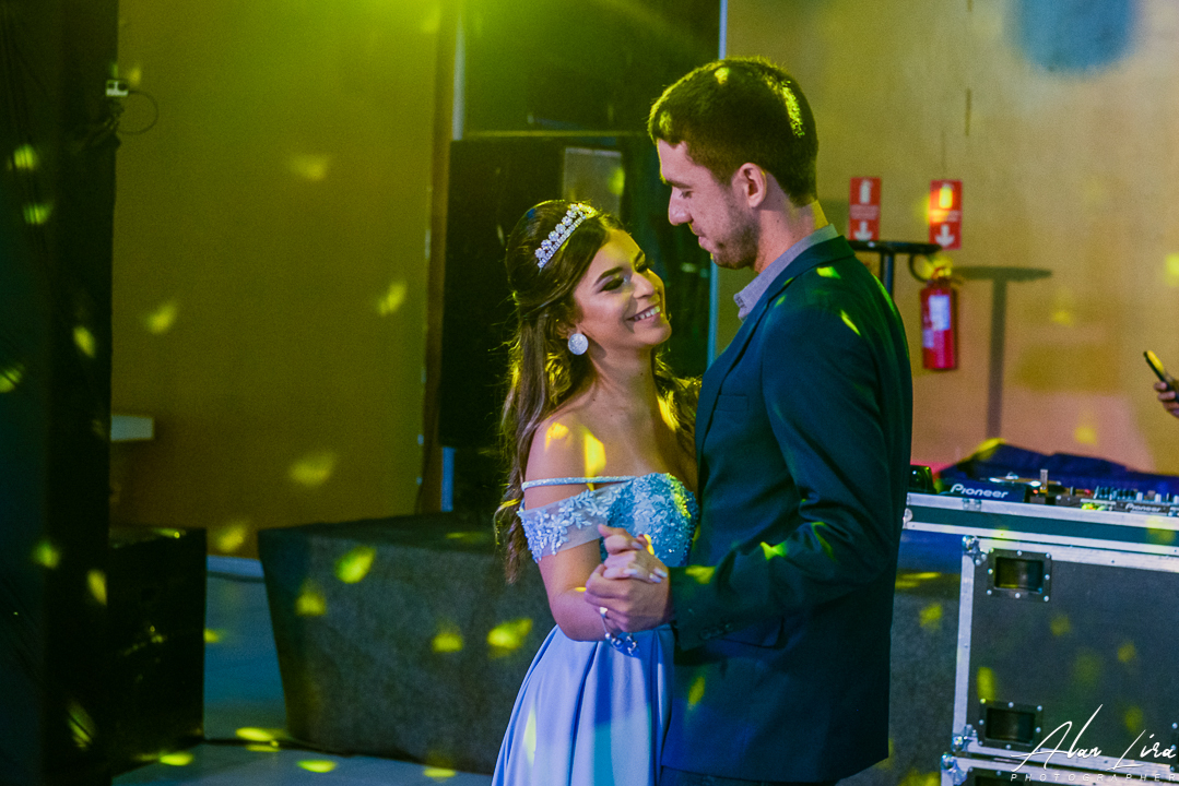 guarabira_maisondemel_15anos_fotosdeaniversario_paparazimania_fotografoemguarabira_alanlirafotografo_casamentoaoarlivre_15anosemguarabira_fotosbananeirapb_casamentoembananeiras_fotosdebelémpb_fotosdecasamento_fotosdedebutantes_pb