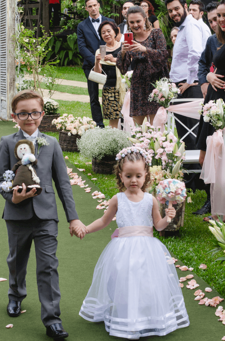 FOTOGRAFIA DAS DAMINHAS E PAJENS NA CERIMONIA RELIGIOSA NO ESPACO VIP EVENTOS NA CIDADE DE JAGUARIUNA SAO PAULO SP CAMPINAS PIRACICABA RIBEIRAO PRETO VALINHOS VINHEDO LOUVEIRA JUNDIAI INDAIATUBA AMPARO PEDREIRA SERRA NEGRA AGUAS DE LINDOIA ITATIBA ITU SBO