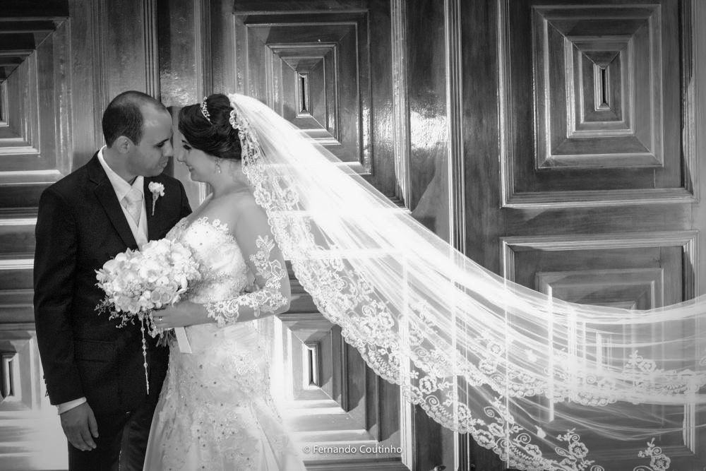 momento dos noivos filmado pela equipe de filme de fernando coutinho fotografia e cinema na cidade de americana sao paulo