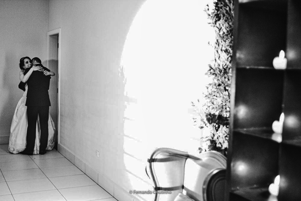 cena de video linda do casal namorando na fsta de seu casamento no villa nobre eventos na cidade de americana sao paulo