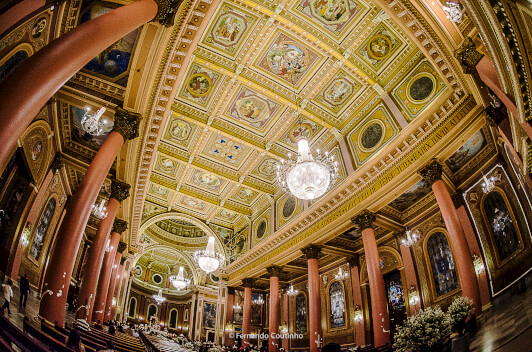 Basilica Santo Antonio de Padua ricamente decorada pelo decorador de festas eventos e casamentos FErnando Reame da Cidade de Americana Sao Paulo