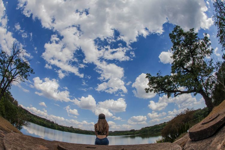SONHAR COM CASAMENTO DA MELHOR AMIGA