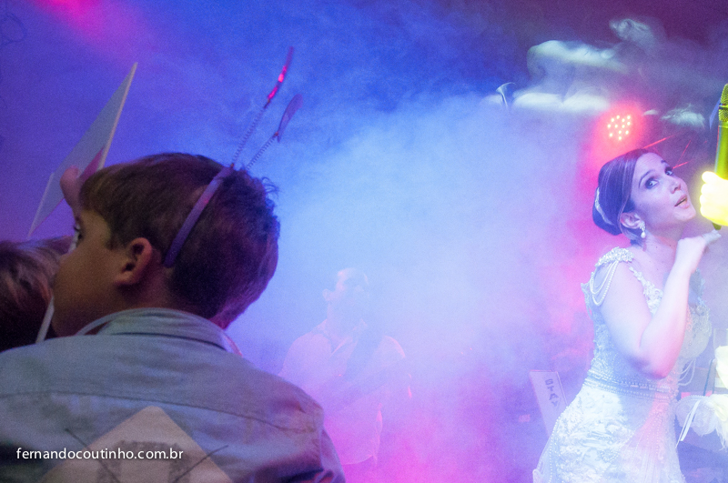 Balada, alegria de casamento, casamento animado, banda de casamento, Banda TOP, Bride and groom, beijo dos noivos, beijo de casamento, ensaio dos noivos, pre wedding, ensaio casal, veu de noiva, vestido chique, vestido alta sociedade, traje do noivo, Fern