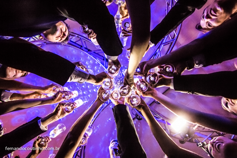 Bride and groom, beijo dos noivos, beijo de casamento, ensaio dos noivos, pre wedding, ensaio casal, veu de noiva, vestido chique, vestido alta sociedade, traje do noivo, Fernando Coutinho Fotografia e Cinema, Fernando Coutinho Fotografia e Filme, Fernand