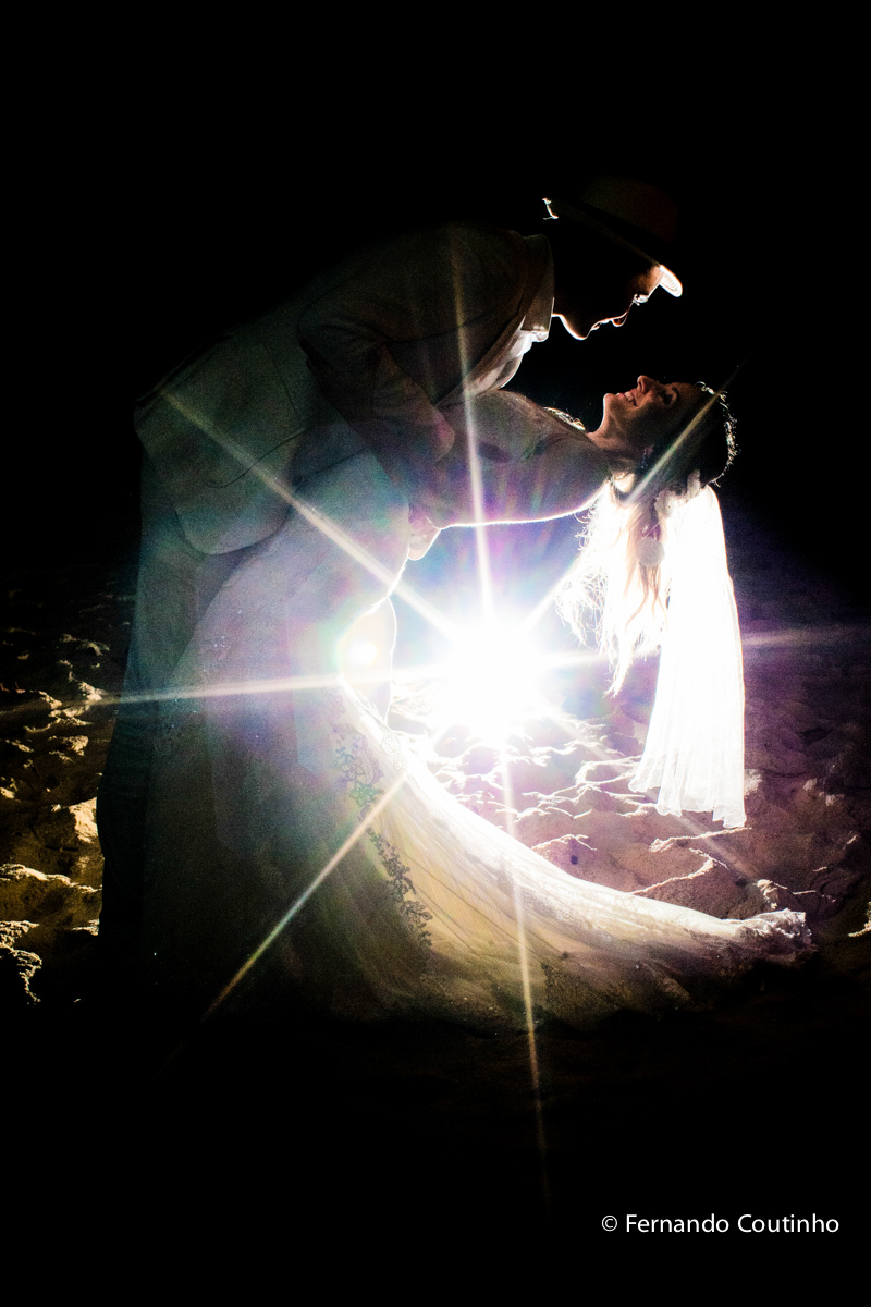 Ensaio do casal, fotos dos noivos, ensaio da noiva, foto de noiva, foto de noivo, fotos na praia, fotos beira mar, fotos a luz da lua, Fotos de familia, fotos protocolares, fotos de padrinhos, fotos dos pais, fotos com amigos, fotos com irmaos, fotos com 