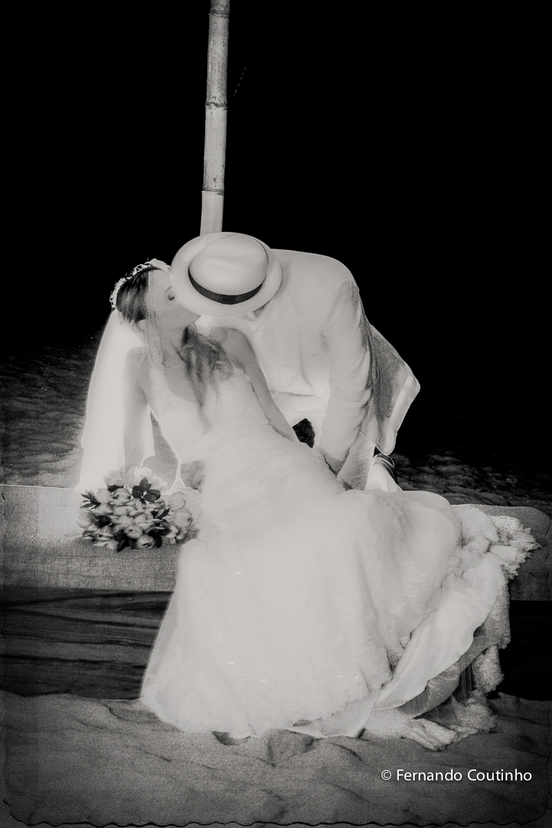Ensaio do casal, fotos dos noivos, ensaio da noiva, foto de noiva, foto de noivo, fotos na praia, fotos beira mar, fotos a luz da lua, Fotos de familia, fotos protocolares, fotos de padrinhos, fotos dos pais, fotos com amigos, fotos com irmaos, fotos com 