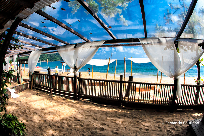 Casamento na praia, casamento no litoral, Barracudas beach bar e restaurante, praia de toc toc pequeno, sao sebastiao, ceu azul,beira mar,fernando coutinho, fotografia de casamento, fotografo de casamento, festa de 15 anos, eventos sociais, aniversarios, 