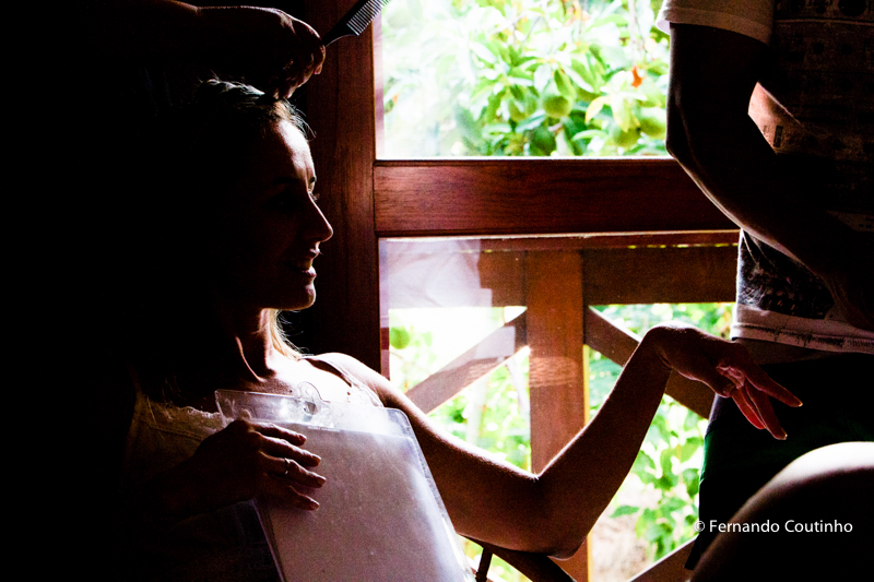 Casamento na praia, casamento no litoral, Barracudas beach bar e restaurante, praia de toc toc pequeno, sao sebastiao, sao paulo, litoral norte, beira mar, pe na areia, casamento pe na areia, casamento descolado, ceu azul,fernando coutinho, fotografia de 