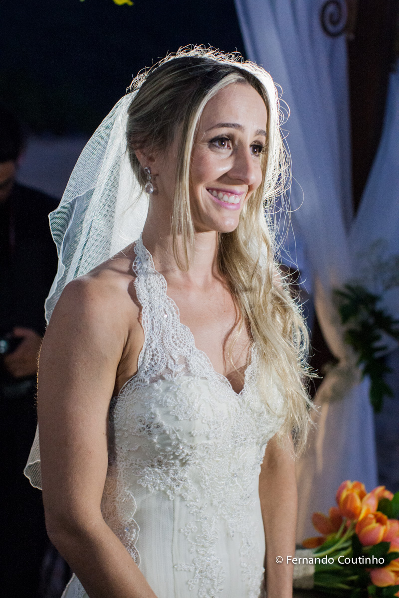 Casamento na praia, casamento no por do sol, casamento no litoral, Barracudas beach bar e restaurante, praia de toc toc pequeno, sao sebastiao, sao paulo, litoral norte, beira mar, pe na areia, casamento pe na areia, casamento descolado, ceu azul,fernando