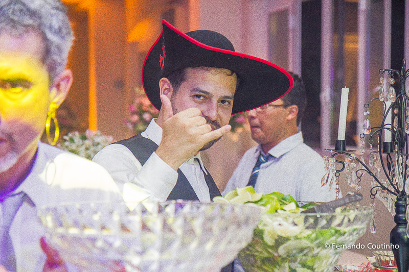 fernando coutinho, fotografia de casamento, fotografo de casamento, Igreja Nossa Senhora das Dores, Clube Fonte sao paulo, Bartenders, The Brothers Bar, bem casado, ana tereza de itatiba, sao paulo, bolo de casamento, buffet ancona, buffet de casamento, b