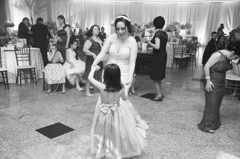 fernando coutinho, fotografia de casamento, fotografo de casamento, Igreja Nossa Senhora das Dores, Clube Fonte sao paulo, Bartenders, The Brothers Bar, bem casado, ana tereza de itatiba, sao paulo, bolo de casamento, buffet ancona, buffet de casamento, b