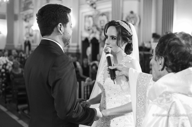 fernando coutinho, fotografia de casamento, fotografo de casamento, Igreja Nossa Senhora das Dores, Clube Fonte sao paulo, Bartenders, The Brothers Bar, bem casado, ana tereza de itatiba, sao paulo, bolo de casamento, buffet ancona, buffet de casamento, b