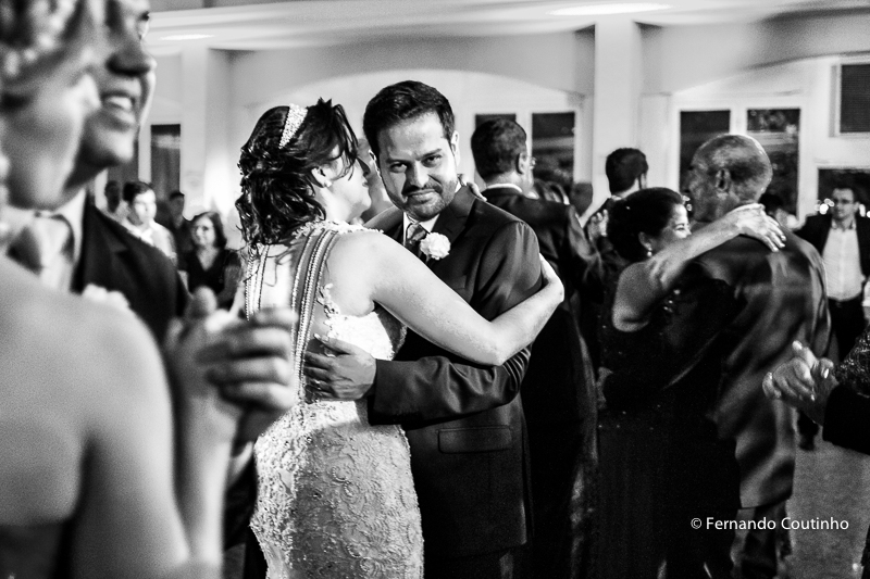 fernando coutinho, fotografia de casamento, fotografo de casamento, Igreja Nossa Senhora das Dores, Clube Fonte sao paulo, Bartenders, The Brothers Bar, bem casado, ana tereza de itatiba, sao paulo, bolo de casamento, buffet ancona, buffet de casamento, b