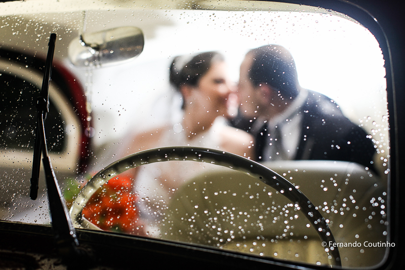 noivos no carro, Passarela espelhada, Assessoria Completa, Balaguer Simões Special Events,Decorador Cerimônia,Santos Decorações,Músicos Cerimônia Art Encanto, Lola Flores,Iluminação Cênica, Val&e