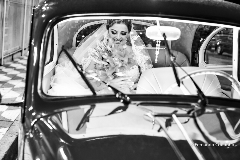 noiva no carro,Passarela espelhada, Assessoria Completa, Balaguer Simões Special Events,Decorador Cerimônia,Santos Decorações,Músicos Cerimônia Art Encanto, Lola Flores,Iluminação Cênica, Val&eac