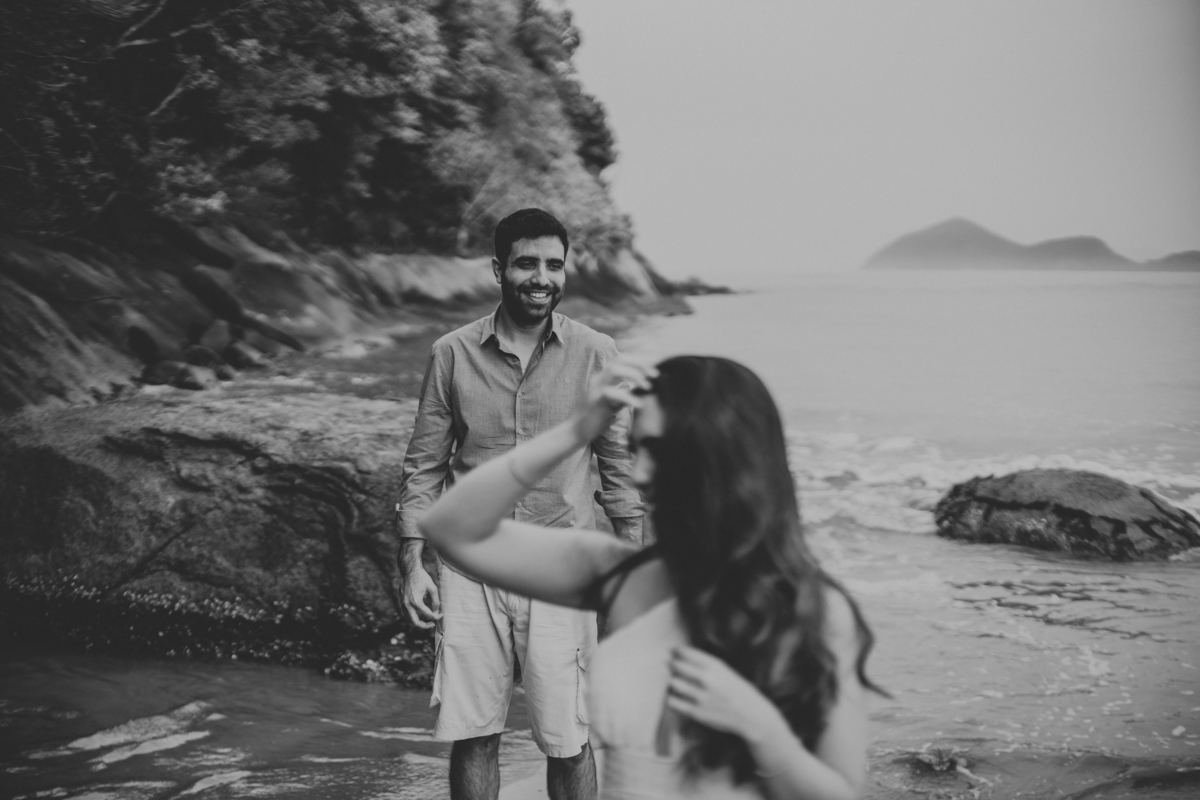 Ensaio pré wedding Rafael e Louise Davi Martins praia