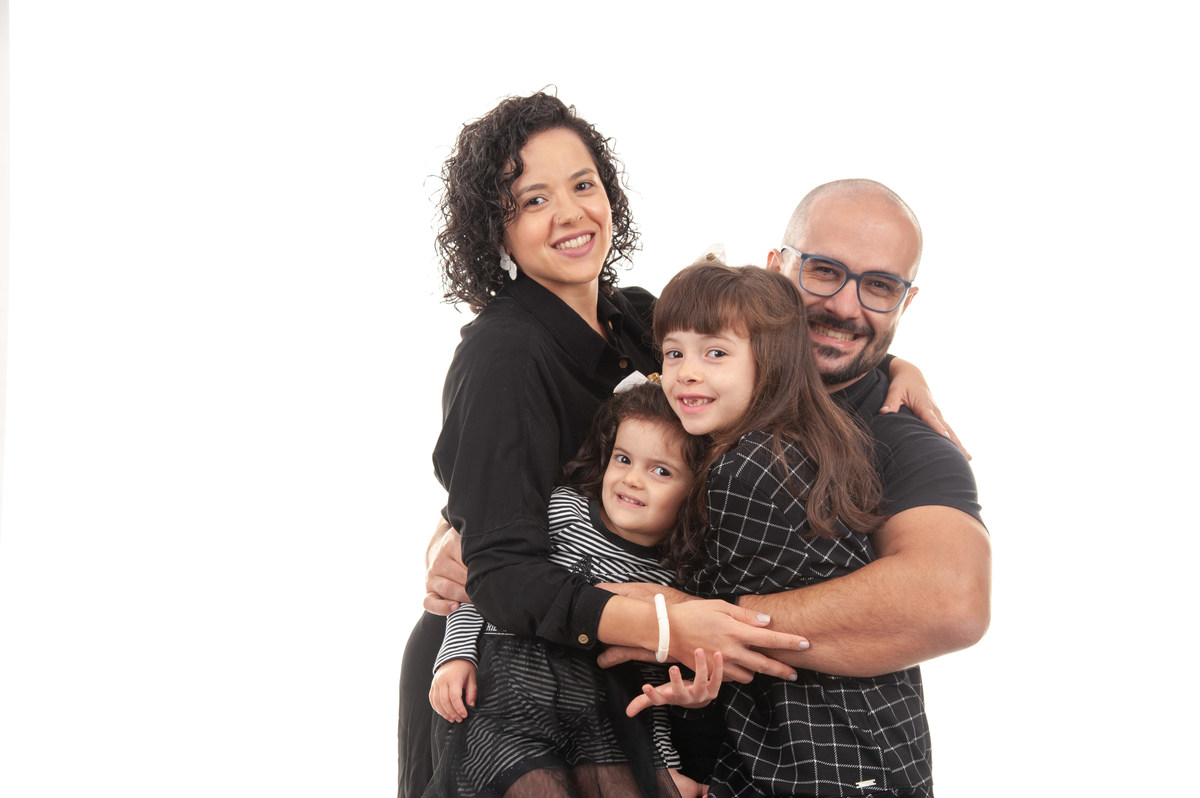 Ensaio fotográfico família Rodrigo Serradura e Tita estúdio família