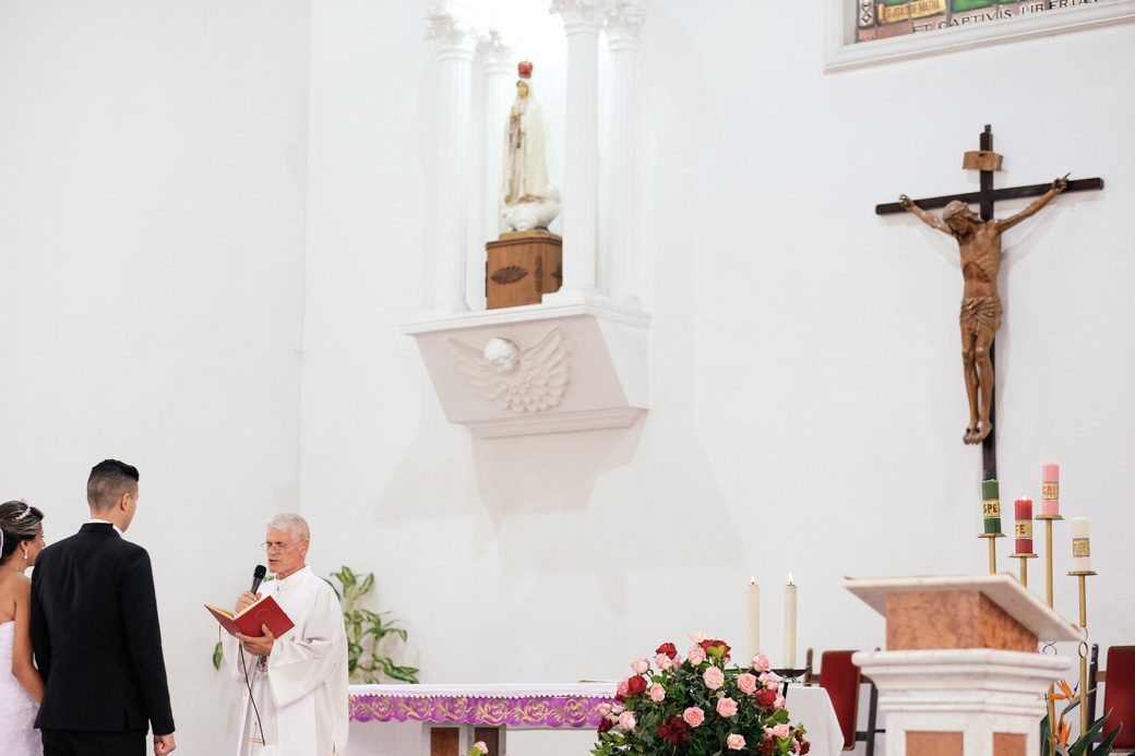 Casamento Roberta Matheus Espaço Eros Paroquia Nossa Senhora de Fatima davimartins