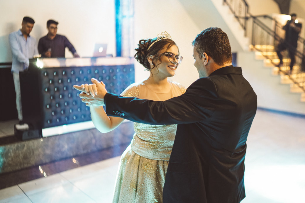 15 anos da Emily debutante