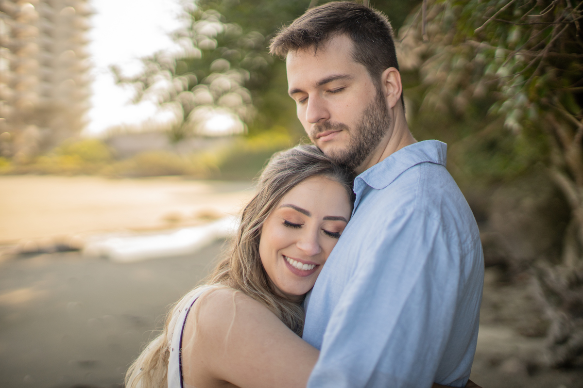 ensaio pré wedding Luiz e Priscila riviera praia davimartins