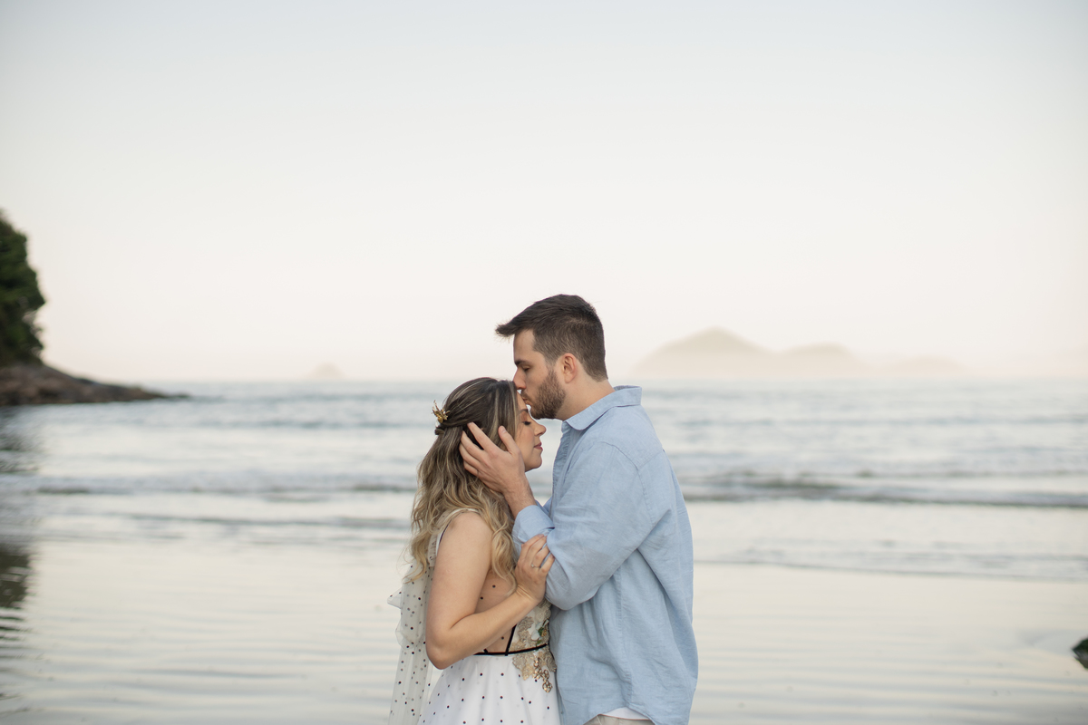 ensaio pré wedding Luiz e Priscila riviera praia davimartins