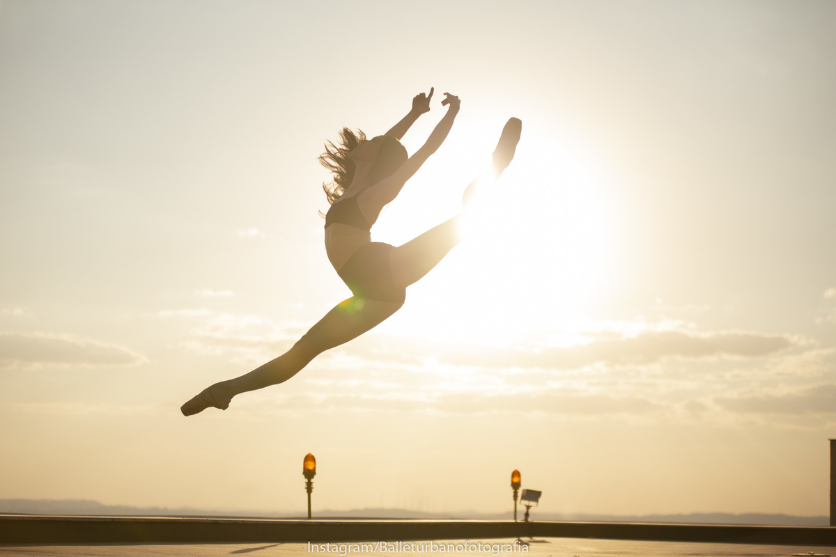 Ensaio com a bailarina Yasmim Sabag em Goainia na torre do Orion Bussines 