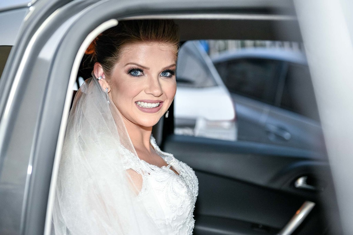 making of Chrystiane saindo do carro