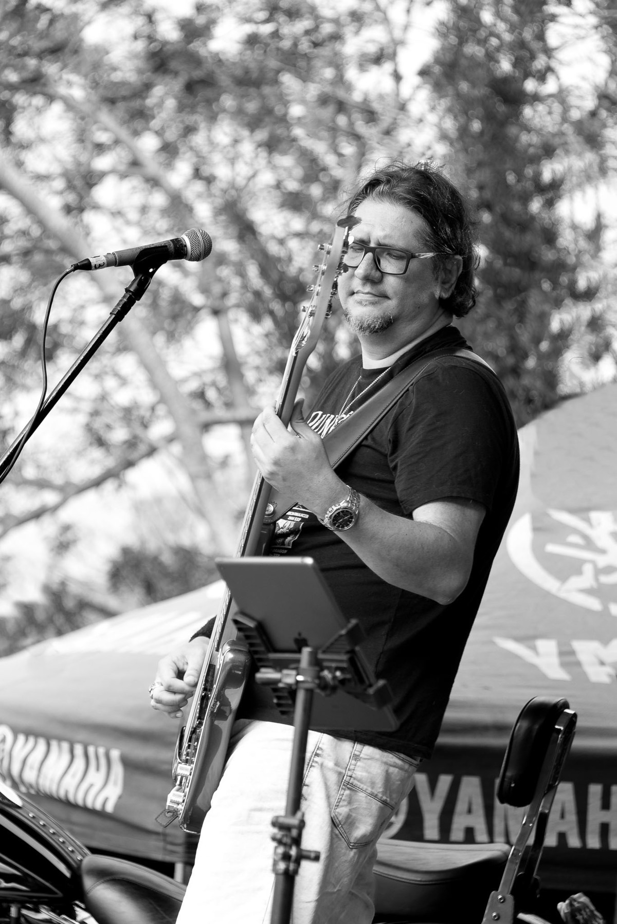 Show Banda Eruption V - Aniversário 22 Anos Águias TS Moto Clube no Parque do Rizzo - Embu