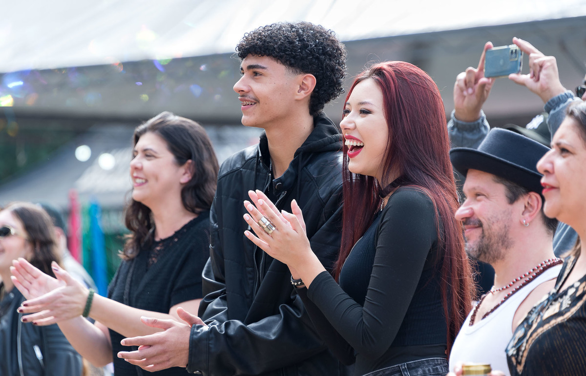 Show Banda Eruption V - Aniversário 22 Anos Águias TS Moto Clube no Parque do Rizzo - Embu