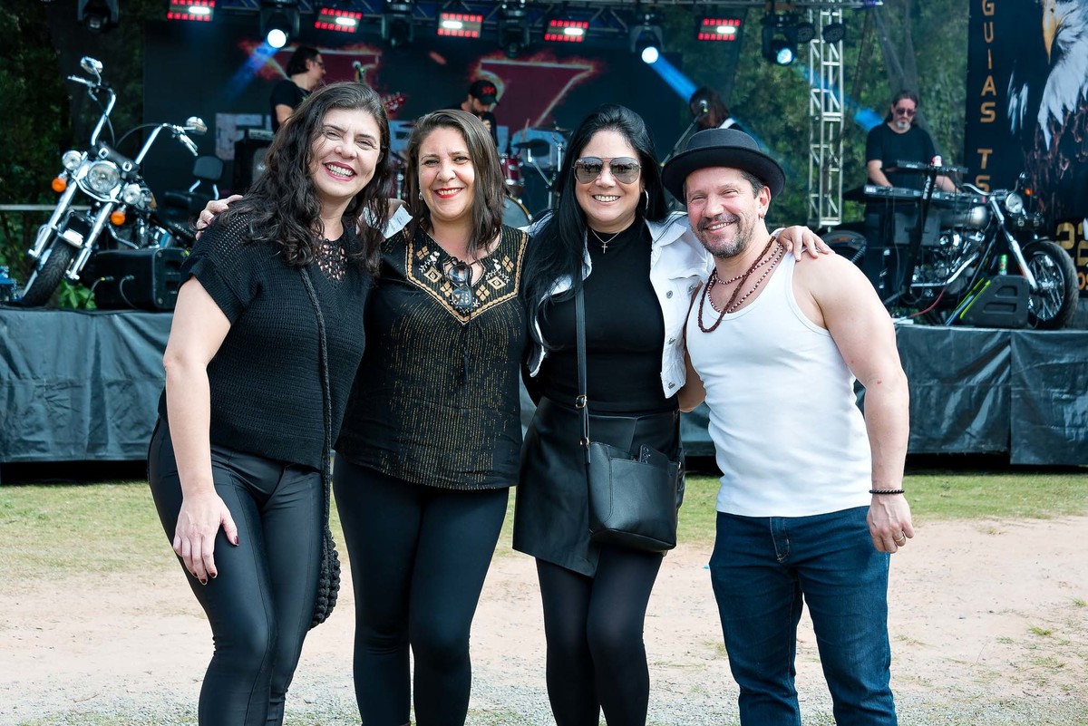 Show Banda Eruption V - Aniversário 22 Anos Águias TS Moto Clube no Parque do Rizzo - Embu