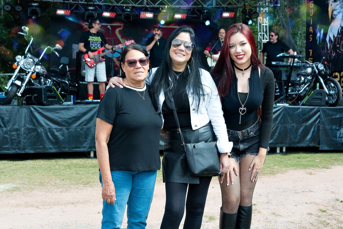 Show Banda Eruption V - Aniversário 22 Anos Águias TS Moto Clube no Parque do Rizzo - Embu