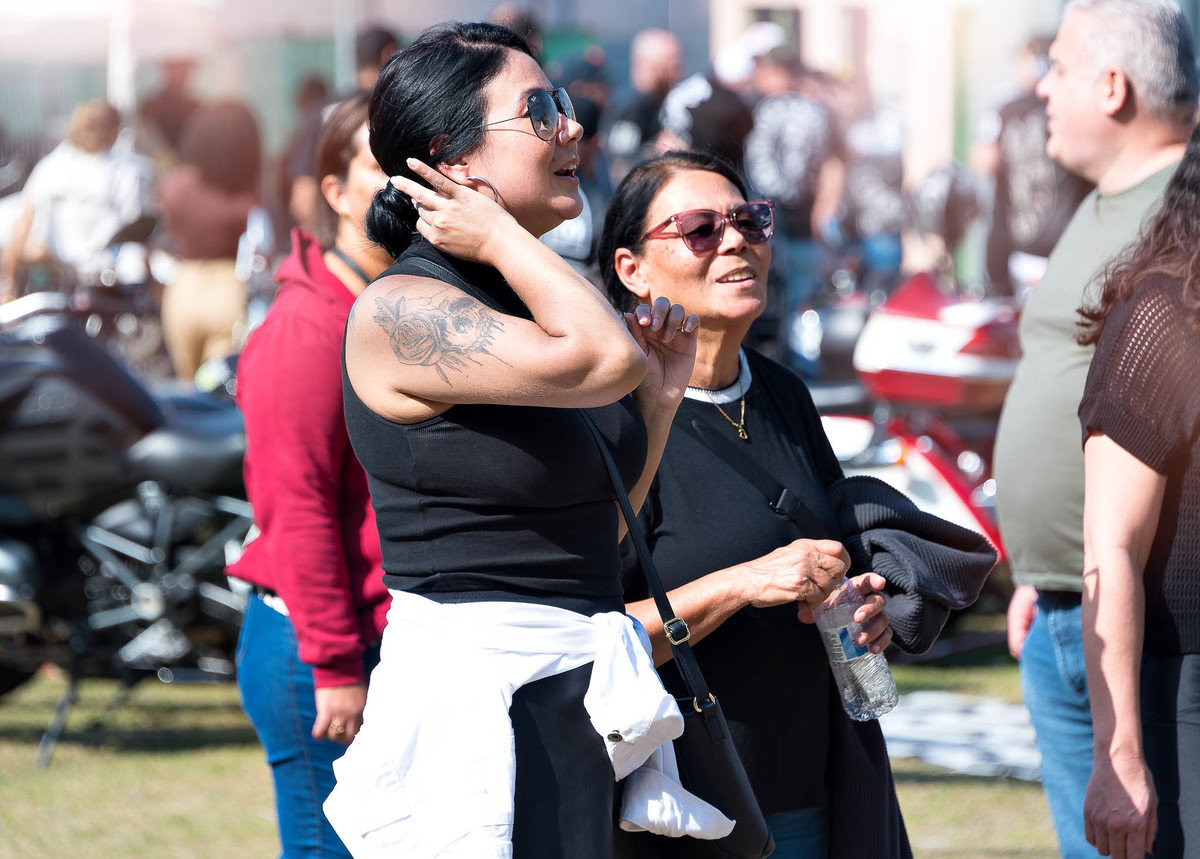 Show Banda Eruption V - Aniversário 22 Anos Águias TS Moto Clube no Parque do Rizzo - Embu