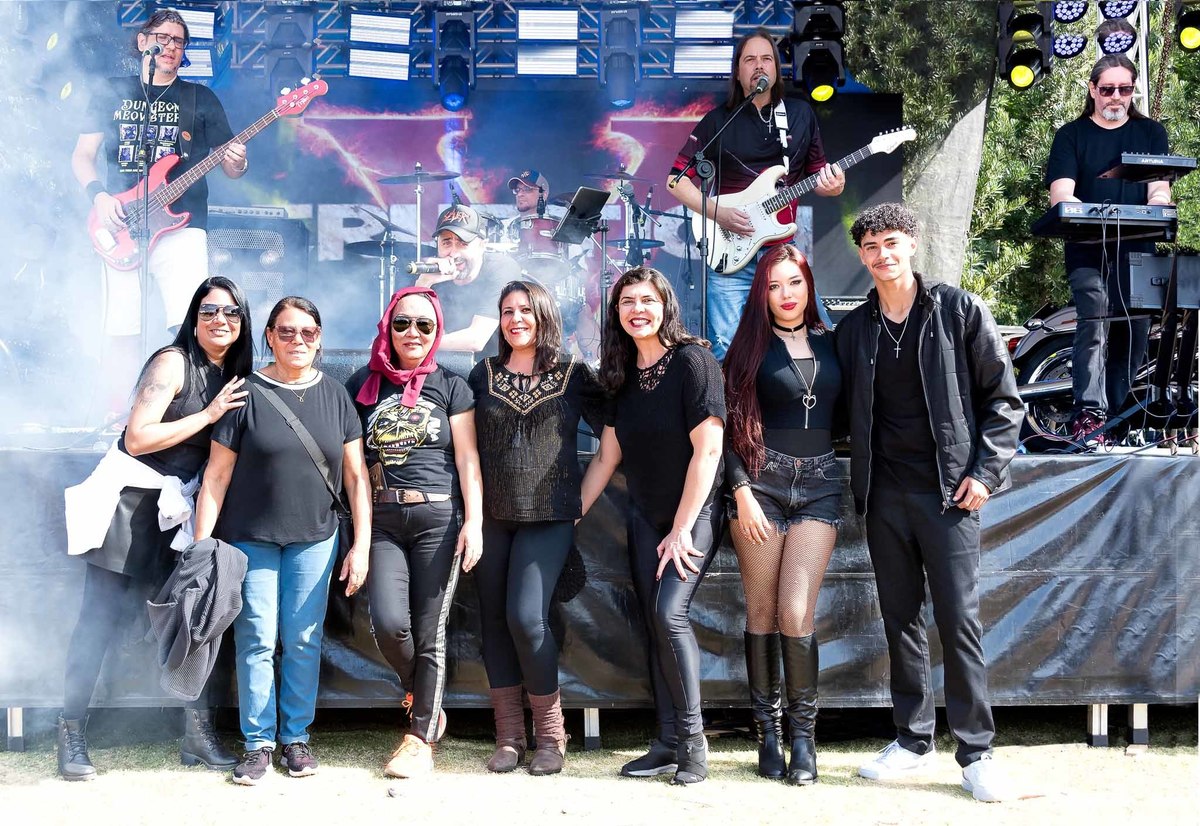 Show Banda Eruption V - Aniversário 22 Anos Águias TS Moto Clube no Parque do Rizzo - Embu