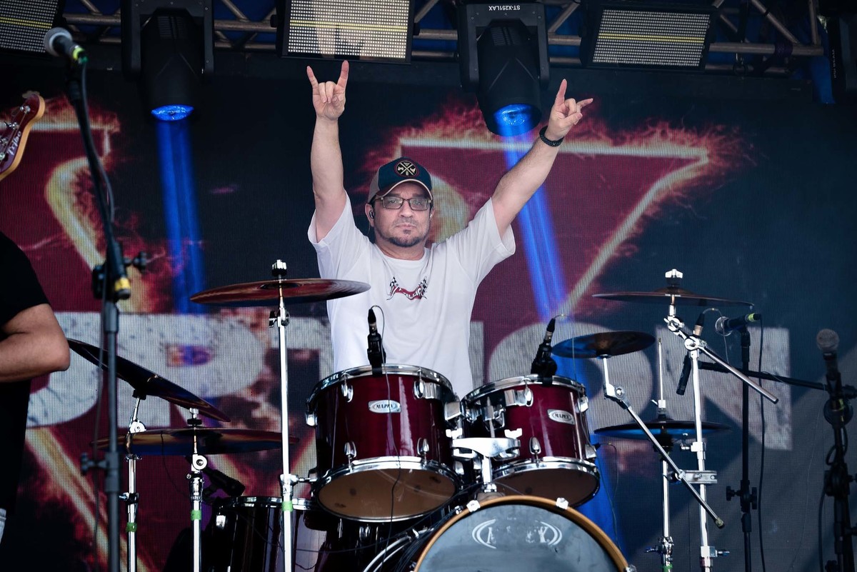 Show Banda Eruption V - Aniversário 22 Anos Águias TS Moto Clube no Parque do Rizzo - Embu