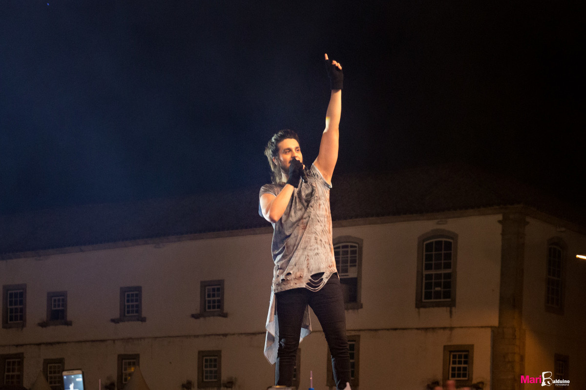 Luan Santana cantor