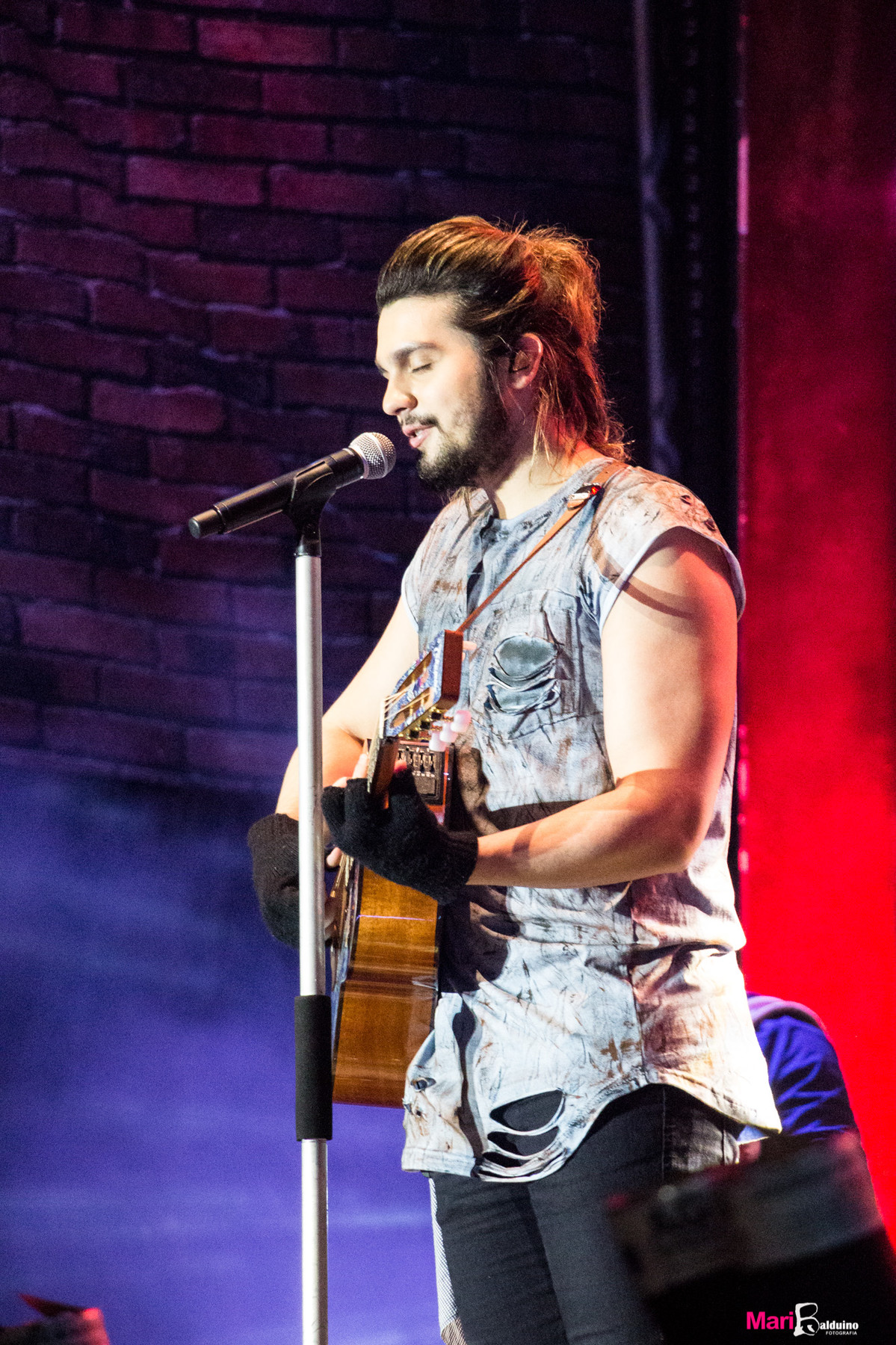 Luan Santana cantor
