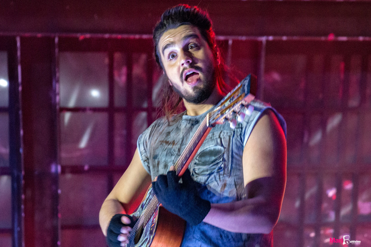 Luan Santana cantor