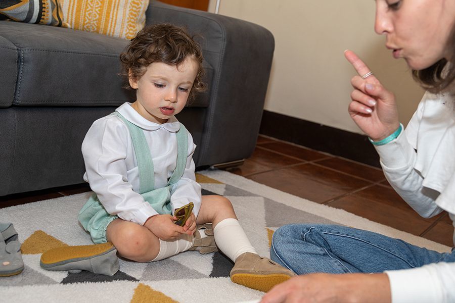 a minha mãe a contar-me uma história