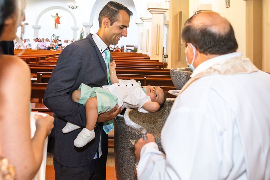 o Batismo do Adriano na Igreja Matriz do Satão