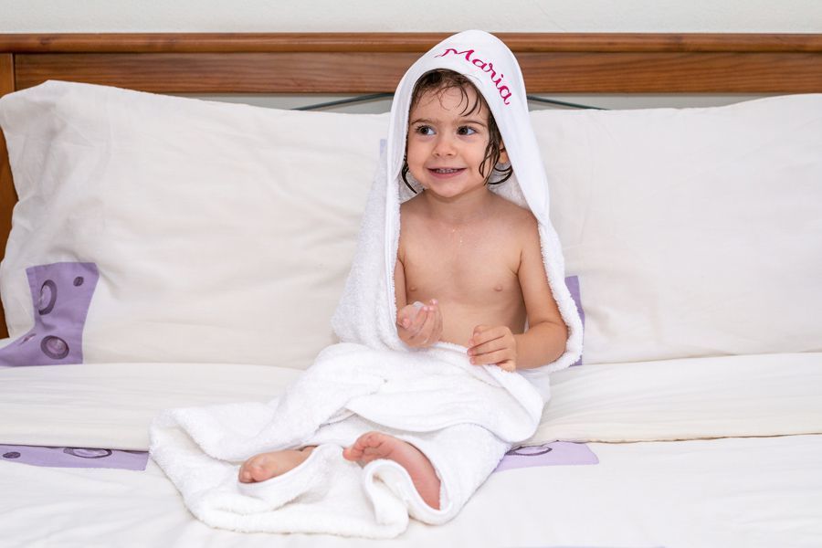 Tão feliz neste dia especial