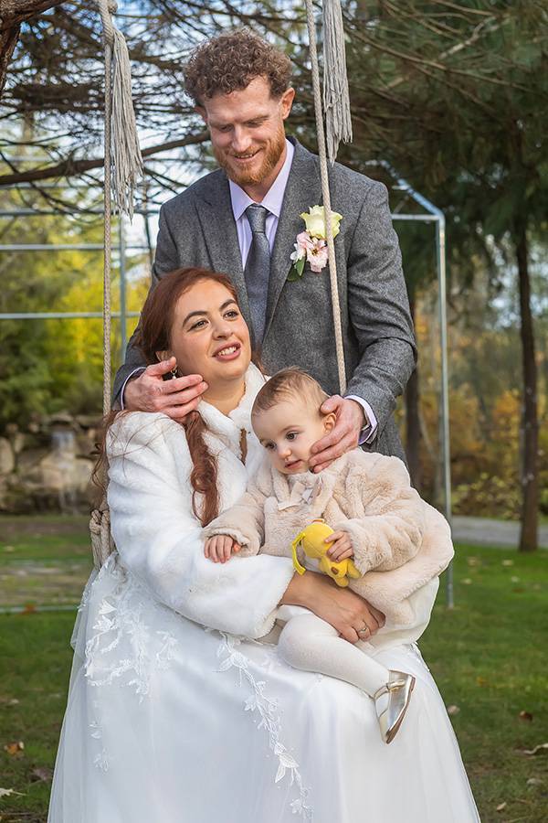 A Lara no baloiço da Quinta Maria Neta em Mangualde