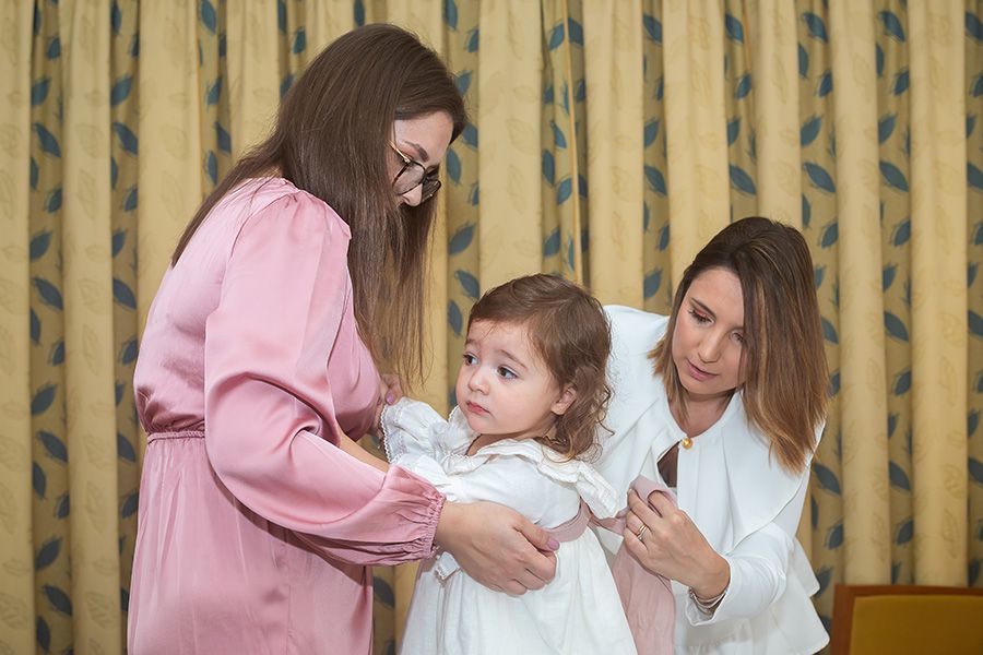 A minha madrinha a vestir-me