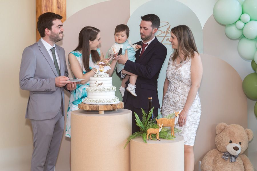 Vamos corta o bolo do meu batizado na Quinta do Medronheiro 