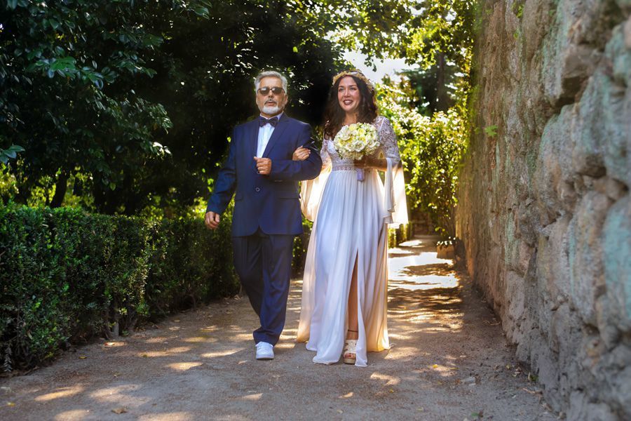 o noiva a caminho do altar