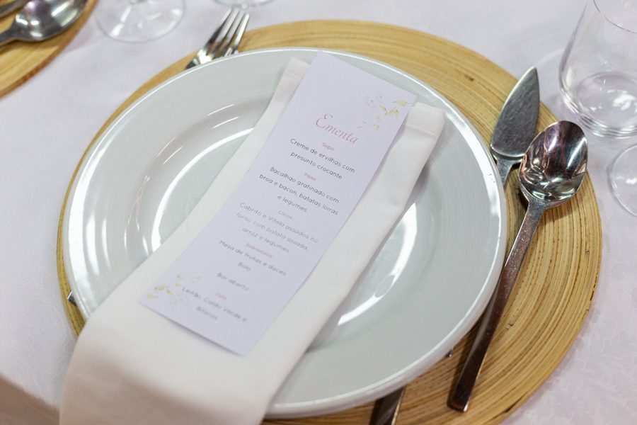 Serviço de mesa na Quinta do Barreiro em Viseu