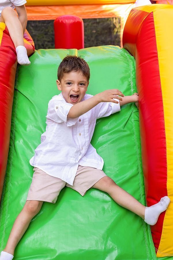 O Rafael a brincar na Quinta do Barreiro