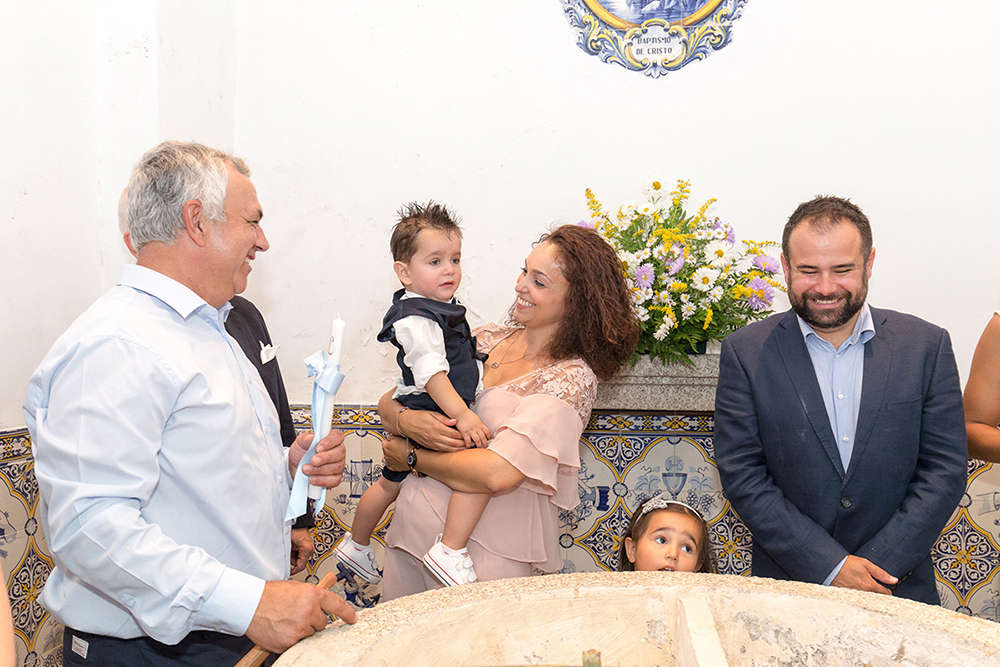 Baptizado do Leonardo na Igreja de Santar - Viseu