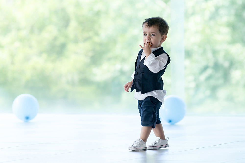 O Leonardo nas suas traquinices na Quinta do Medronheiro - Viseu