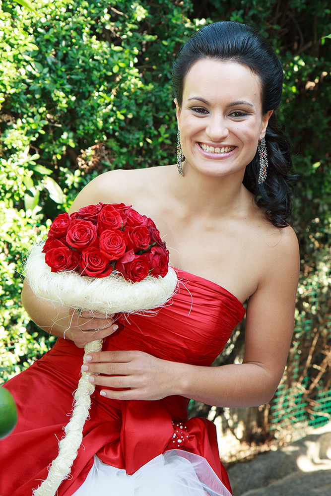 A noiva com o seu ramo de flores